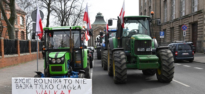 Rolnicy podpisali porozumienie z rządem. Organizacje rolnicze: To krok do dalszych rozmów
