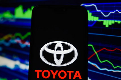 Toyota z kolejnym rekordem. Sprzedała 5,31 mln samochodów w pół roku