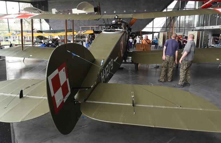 Polska zakupiła samoloty Bristol F.2B Fighter w 1920 roku. W latach 1920 -1932 w lotnictwie Polskim służyło ponad 100 maszyn tego typu. <br><br>fot. (mgo) PAP/Jacek Bednarczyk