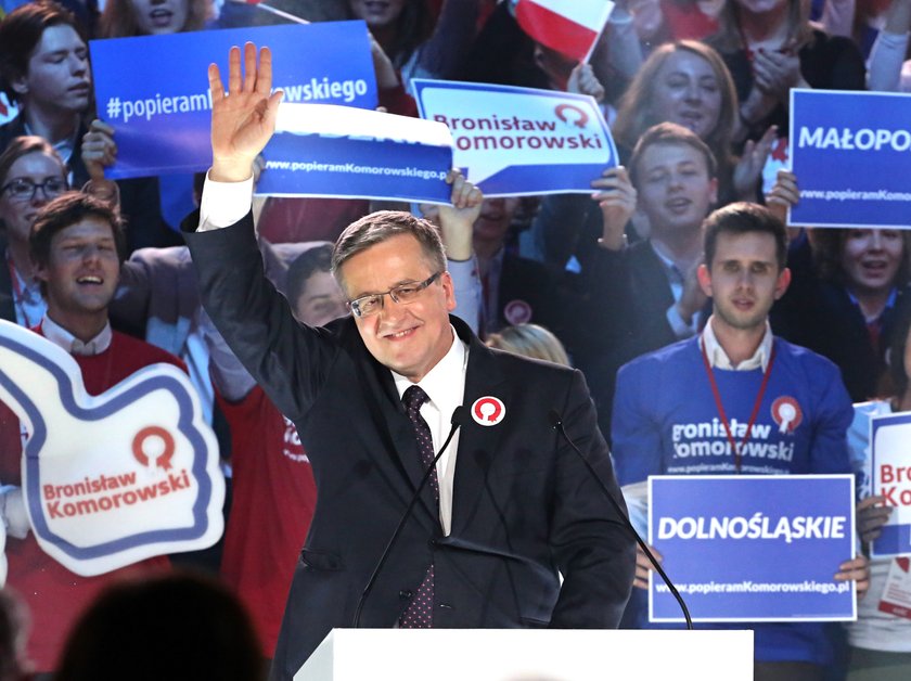 Komorowski w oborze