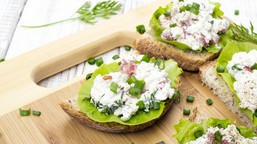 awanturka to przebój kuchni prl. idealna na kanapki i jako przekąska na domówkę w karnawale