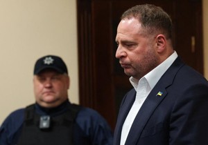 Andrej Jermak tvrdi da poseduje samo jedan stan i jedan automobil, a njegov advokat optužbe naziva „neosnovanim" | Foto: Reuters