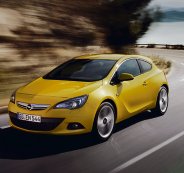 Opel Astra GTC Active 1,6 Turbo 180 KM Cena 70 100 zł Upust 8500 zł Dodatkowe bonusy: kredyt 4x25 proc., ubezpieczenie od 3,4 proc.