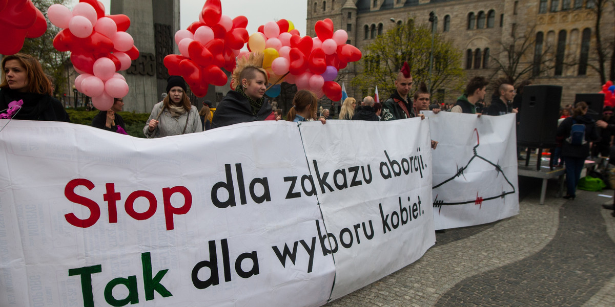 Manifestacja przeciwko zaostrzeniu ustawy antyaborcyjnej