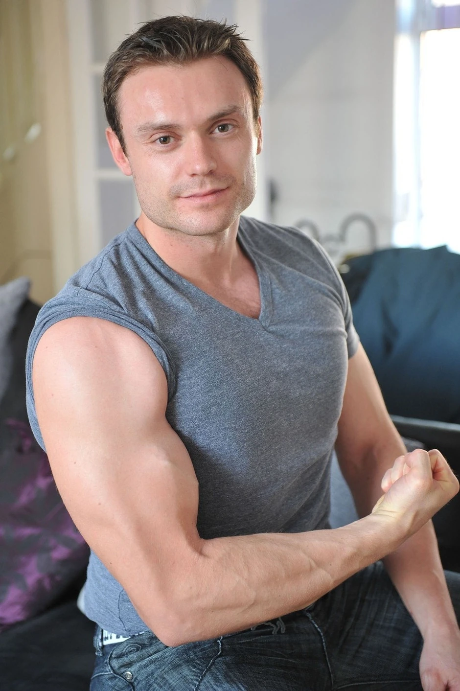 Gospodin Mišićavi: Ovako Majk izgleda danas