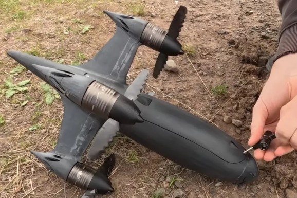 Ovo je najbrži dron na svetu, a napravila su ga dvojica "običnih" mladića: Brz je kao avion (VIDEO)