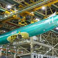 Boeing montuje pierwszy egzemplarz B737 MAX 8 dla LOT-u