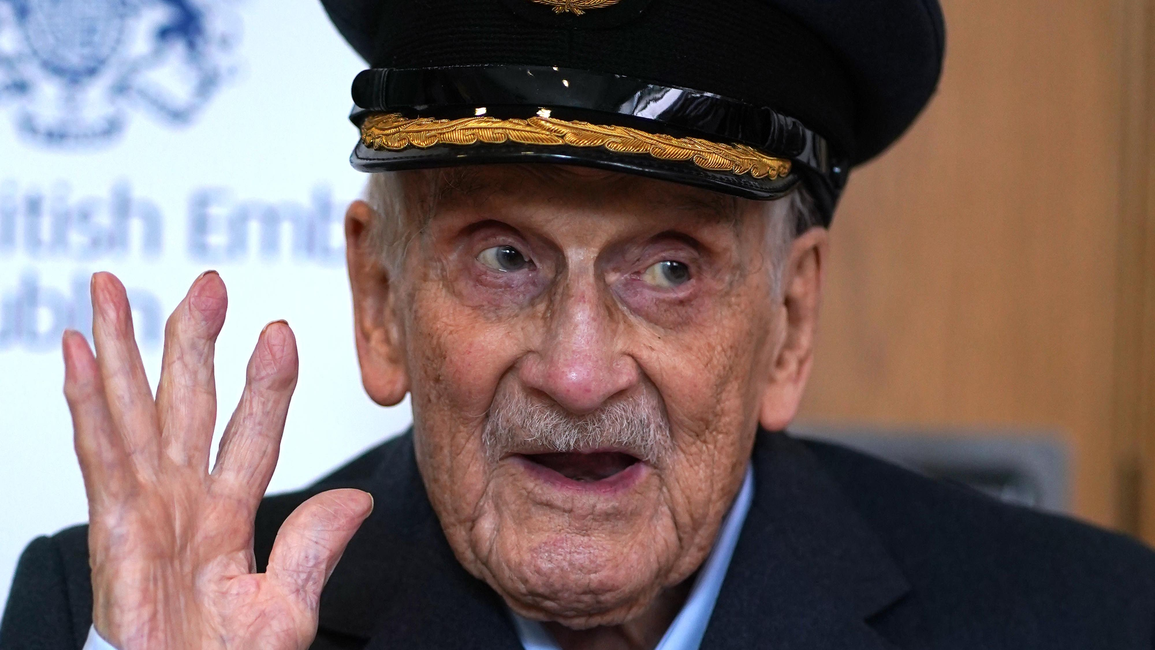 Portrait of the last conflict  of Britain pilot handed over at Ireland&#39;s National Museum