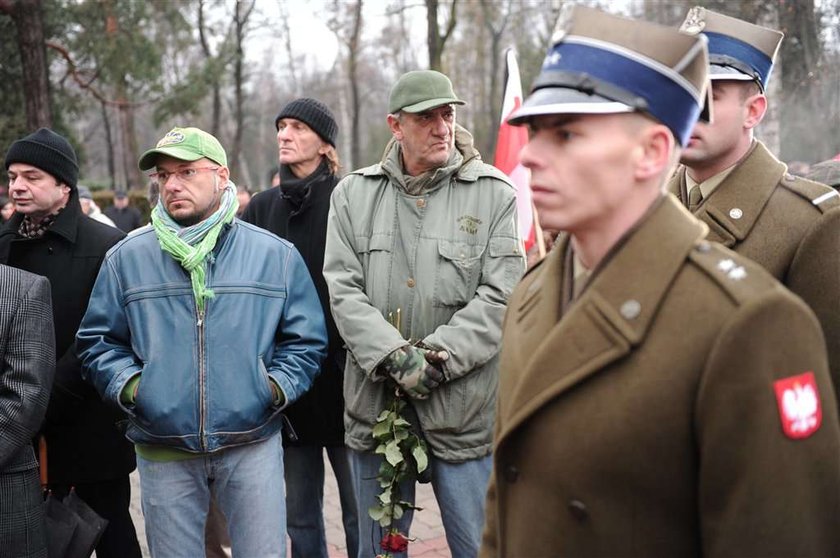 Gąsowski na pogrzebie Hanuszkiewicza. Wyraziście jak zwykle