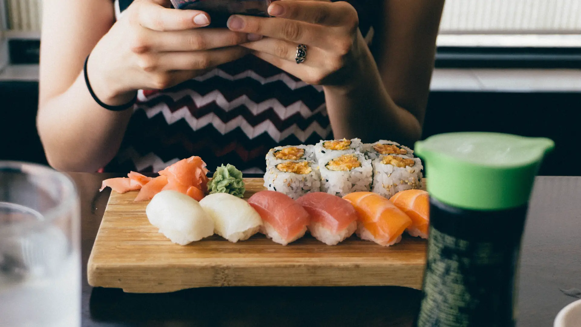 "Praca z kobietą mi uwłacza!" Trudno o gorsze miejsce do pracy dla kobiet, niż knajpa z sushi