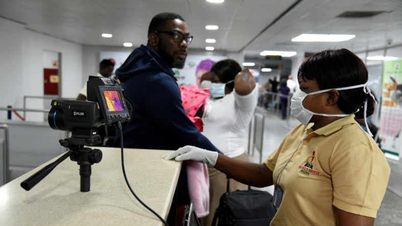 Photo prise à l'aéroport international de Lagos, capitale économique du Nigeria où un cas de coronavirus a été recensé, le premier en Afrique subsaharienne