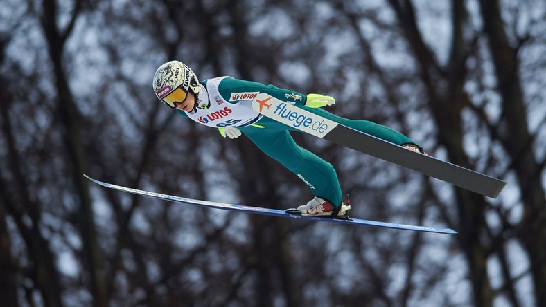 Skoki Narciarskie Kinga Rajda Z Pierwszymi Punktami W Sezonie Skoki Narciarskie