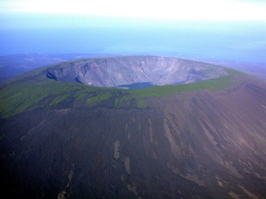 ECUADOR-GALAPAGOS-VOLCANO