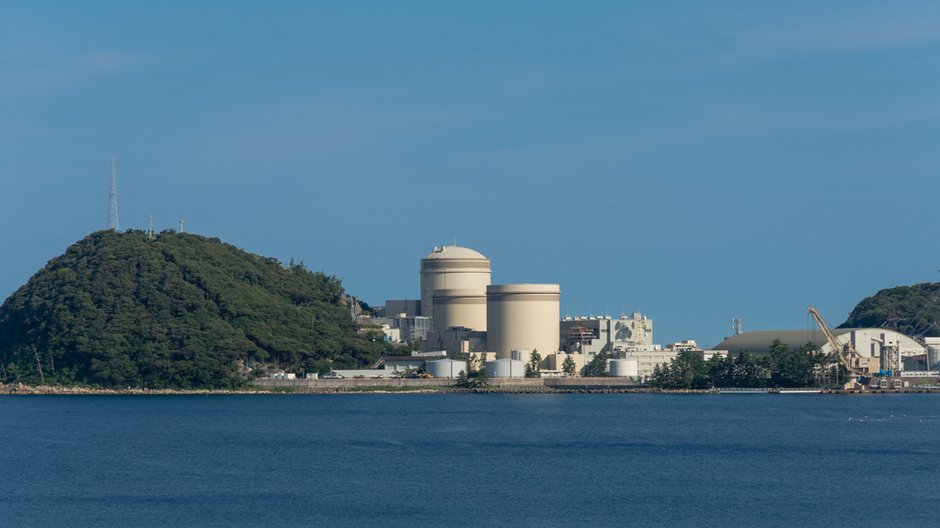 Elektrownia atomowa Mihama w Fukui, fot. Mkaz328