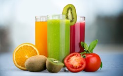 Jaką mają moc i co nam dają soki warzywne? Dietetyk wyjaśnia [WIDEO]