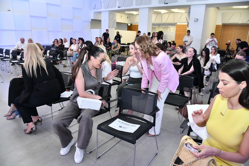 Ceca Ražnatović na događaju u patikama 