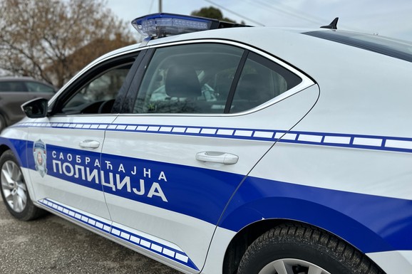 UPUCAN DOK JE SEDEO U AUTOMOBILU! Detalji krvavog napada u Batajnici: Muškarac (34) ranjen u ruku