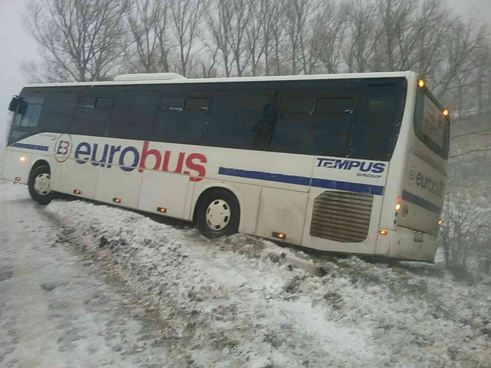 Silné mrazy a vietor si vyberajú svoju daň.