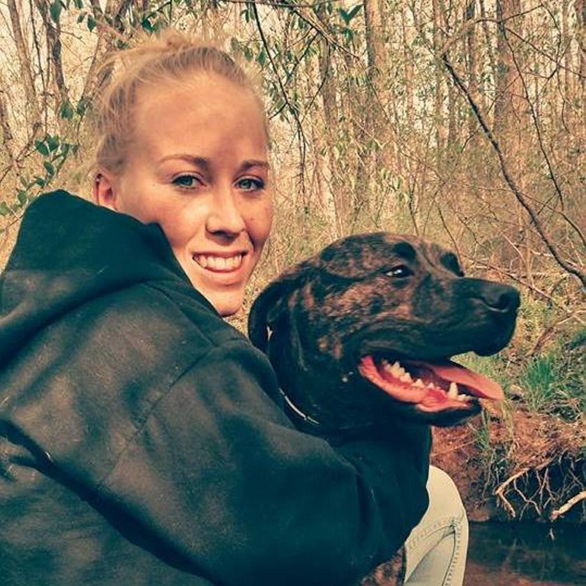 22-letnia Bethany Stephens została zagryziona przez własne pitbulle