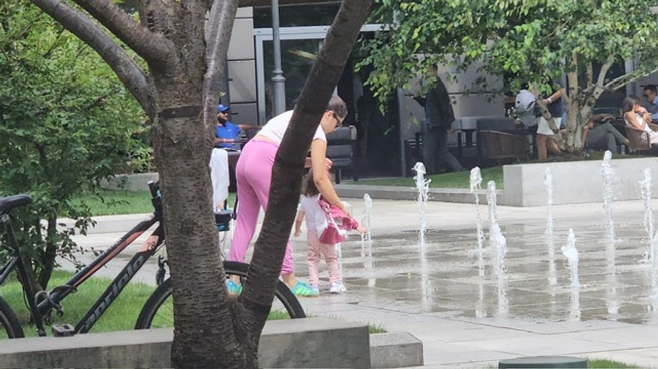 Paparaco Nadice Ademov sa decom