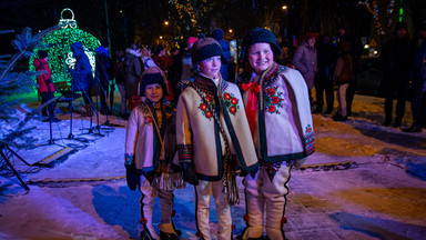 Zakopane: inauguracja sezonu zimowego i choinki na Krupówkach 