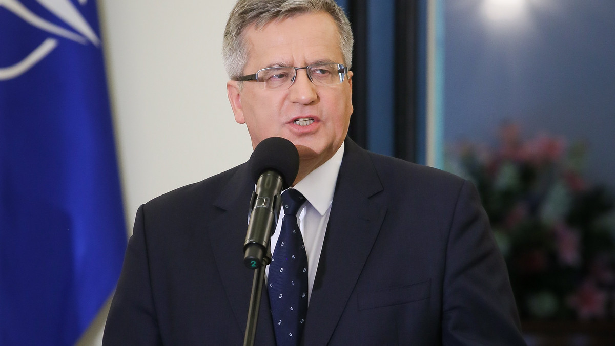 Prezydent Bronisław Komorowski po południu przybył do Bratysławy, gdzie weźmie udział w konferencji na temat bezpieczeństwa Global Security Forum (GLOBSEC 2015). W sobotę spotka się z prezydentem Słowacji Andrejem Kiską.