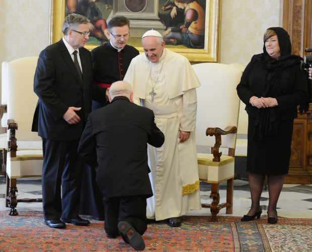 Prezydent Komorowski na audiencji u papieża Franciszka