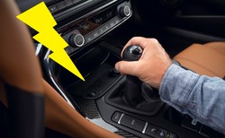 Hamowanie silnikiem - czy to się opłaca? Będziesz zdziwiony