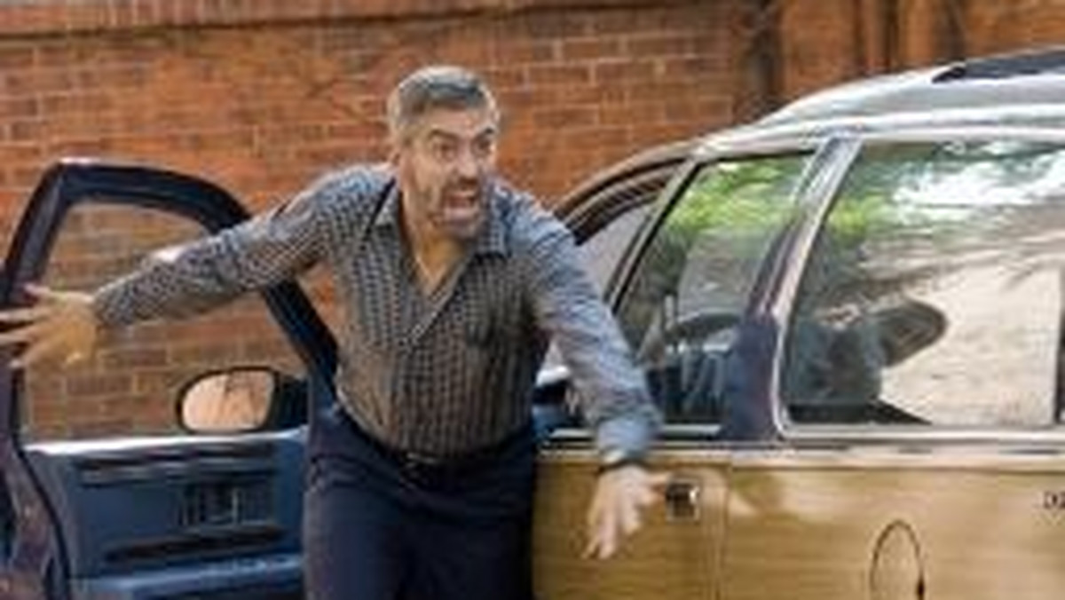 Filmowcy uważają, że George Clooney jest świetny w rolach idiotów.