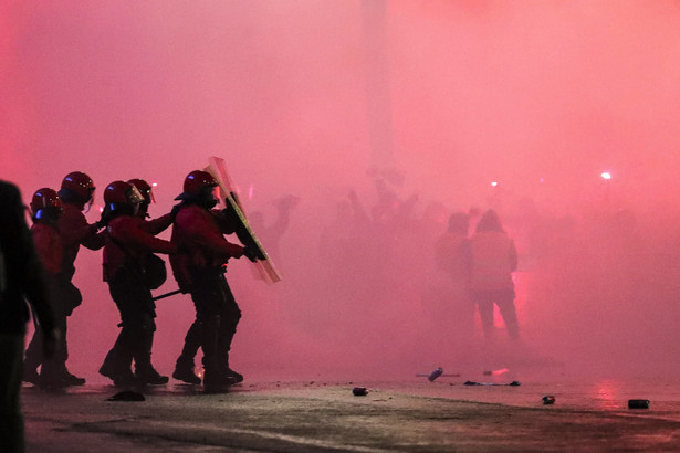 Zamieszki na ulicach Bilbao przed meczem miejscowego Athletic z Atletico Madryt