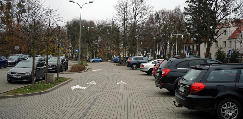 Gdynianie nie będą zadowoleni. Koniec popularnych darmowych parkingów!