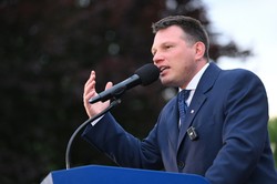 Mentzen: Po czym poznać, że Tusk kłamie? Nie dlatego, że jest rudy