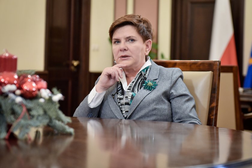 Szydło: Niech opozycja wybiera większość sędziów TK