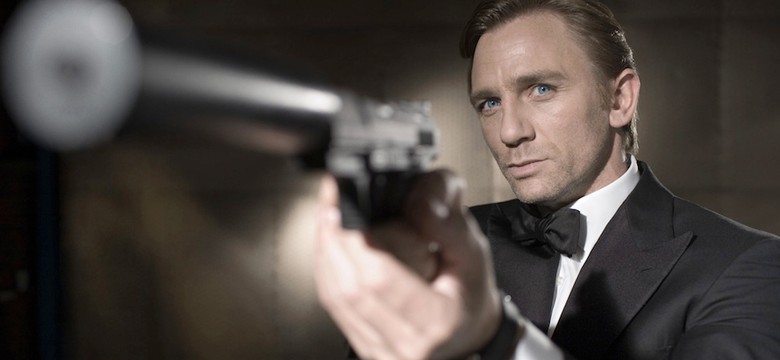 James Bond – kobiety, martini i... śpiew