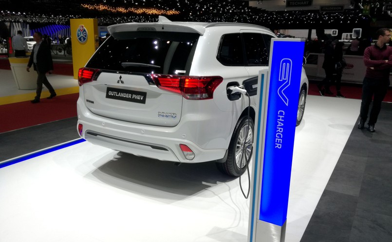 Mitsubishi Outlander PHEV