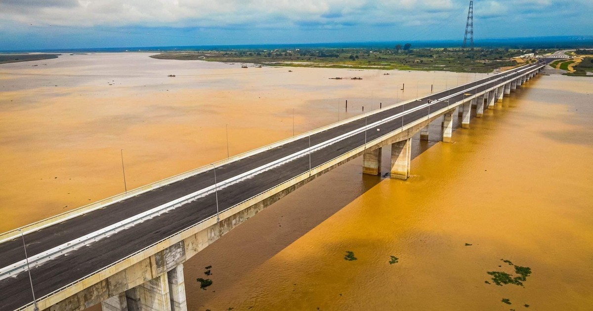 Southeast governors agree to name Second Niger Bridge after Buhari - Vimarsana News
