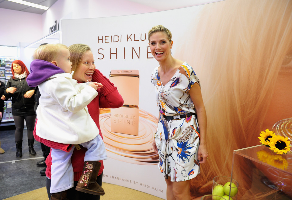 Heidi Klum promuje perfumy