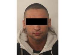 Nożownik z Czarnkowa złapany. Policja po obławie wytropiła go na wieży...