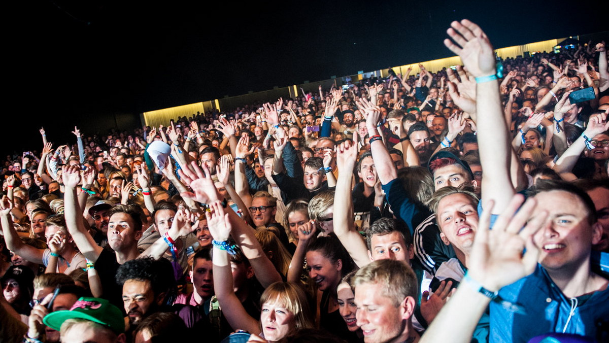 Poznaliśmy kolejnych artystów, którzy pod w dniach 18-21 sierpnia wystąpią na Festiwalu Tauron Nowa Muzyka w Katowicach. Na terenie katowickiej Strefy Kultury zobaczymy m.in.: The Field, Squarepushera w projekcie Shobaleader One czy też jego brata Ceephax Acid Crew.