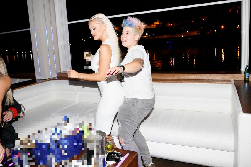 Sanja Stanković, Jovana Tomić Matora na splavu Fristajler