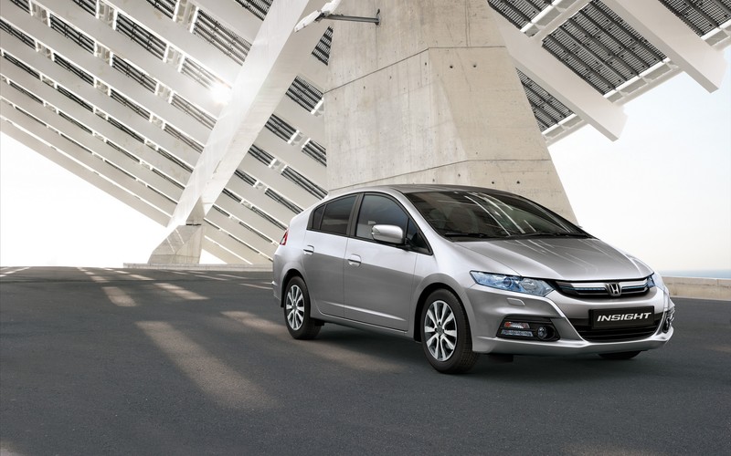 9. Honda Insight Hybrid. na tym samochodzie zaoszczędzimy po 5 latach 656 dolarów.