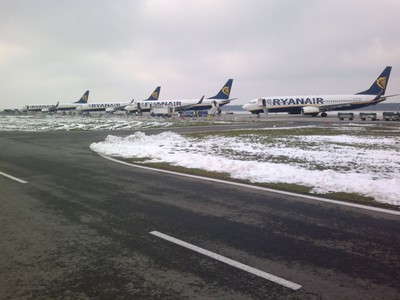 Lotnisko w Modlinie: remont może potrwać do grudnia 2013 roku