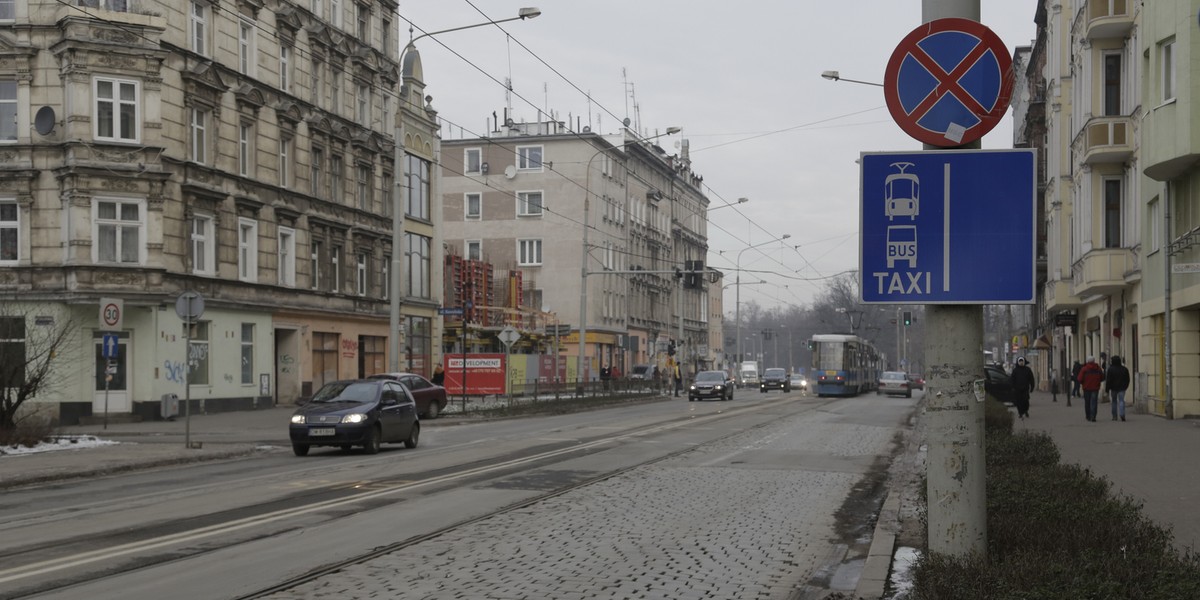 Taksówki ominą korki buspasami!