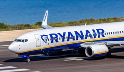 Ryanair znacznie zwiększa liczbę lotów z Polski. Co najmniej 25 nowych tras z jednego lotniska