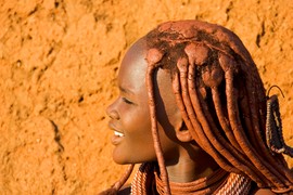 U ovom plemenu žene su LEPE KAO BOGINJE I NIKADA SE NE KUPAJU, a koža im PREDIVNO MIRIŠE i mekana je kao svila