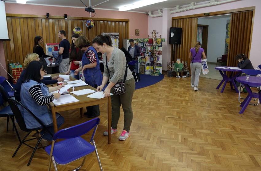 380 prijava roditelja stiglo prvog dana u PU"11.april" do 14 sati