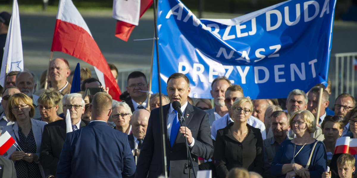 PiS boi się szerokiego obozu poparcia prezydenta