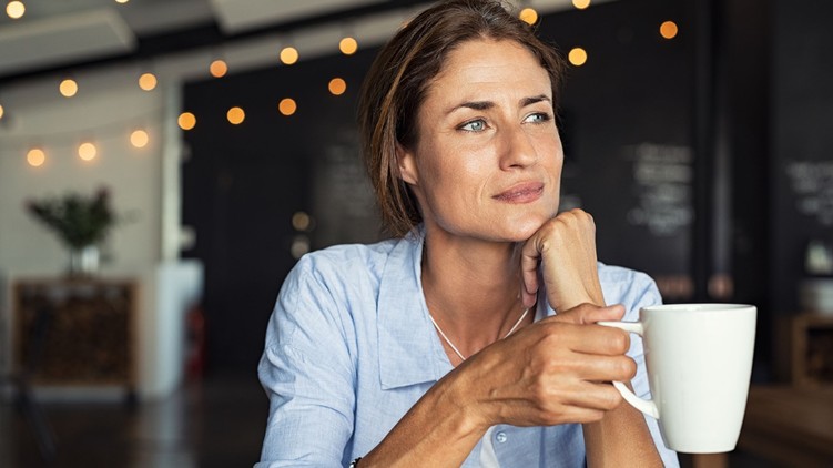 mit jelent az áll megtámasztása kézzel