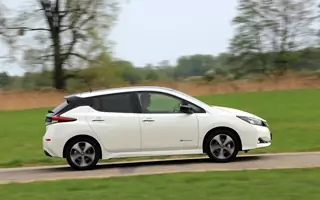 Nissan Leaf - rodzinny elektryk 