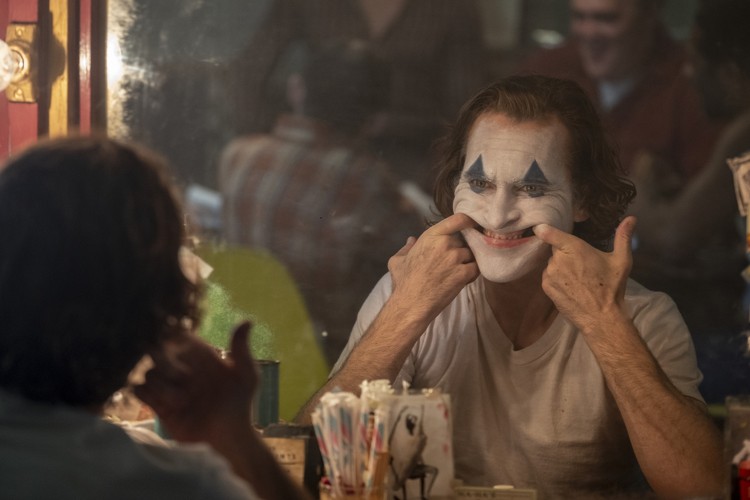'Joker' w kinach od 4 października. © 2019 Warner Bros. Entertainment Inc